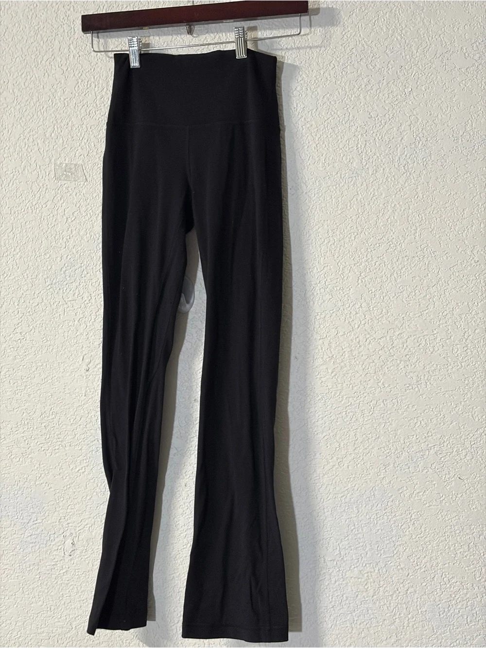 lululemon athletica Black Align High Rise Mini Flared Pant 28” inseam size 4 - Picture 3 of 4